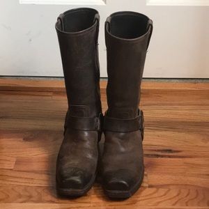 Frye 12R distressed Brown Leather Harness Boots Size 8.5
